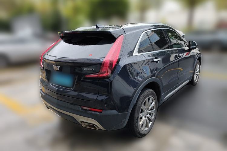 Used Cadillac XT4 2021 28T Two-Wheel Drive Luxury Version Rear Right 45 Deg