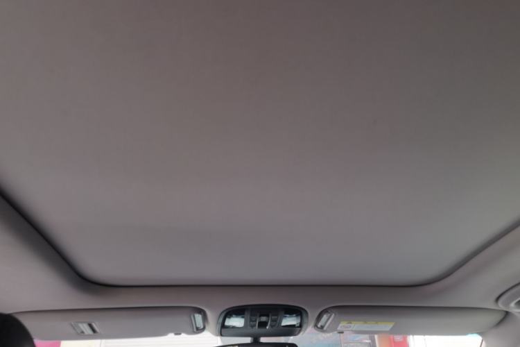 Used Kia Sorento 2015 Sorento L 2.0T Gasoline 4WD Elite Edition 7 Seats China V Emission Standard
