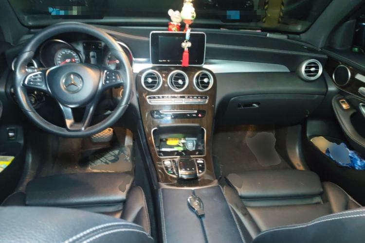 Used Mercedes-Benz GLC 2019 GLC 260 L 4MATIC Dynamic Model