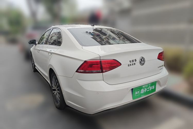 Used Volkswagen Lamando 2018 280TSI DSG Luxury Edition Rear Left 45 Deg