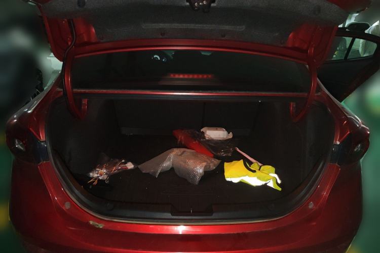 Used Mazda 3 Axela 2017 Sedan 1.5L Automatic Luxury Model Emission Standard China V
