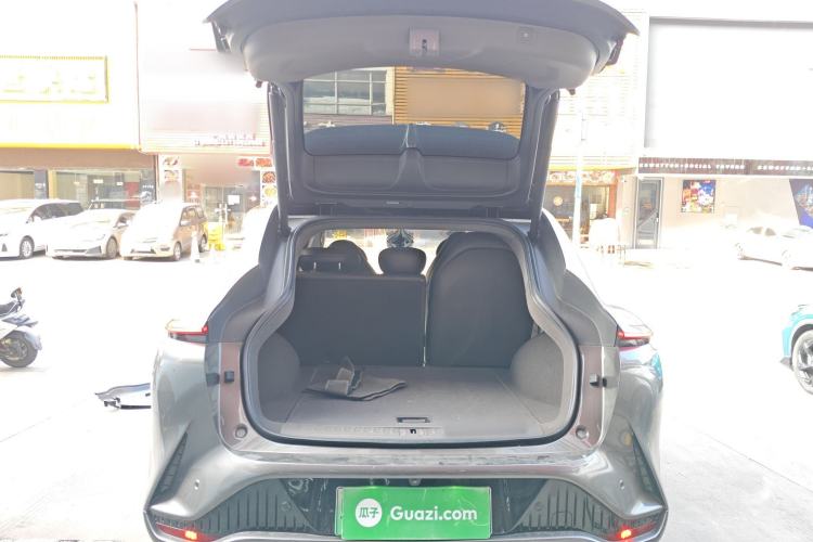 Used IM LS7 2023 90 kWh Elite Rear-Drive Version
