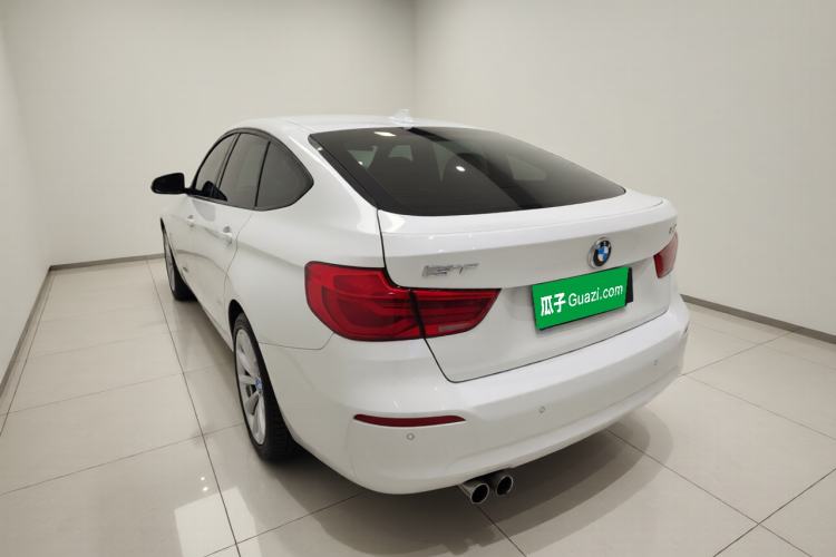 Used BMW 3 Series GT 2019 320i Sport Edition Exterior 2