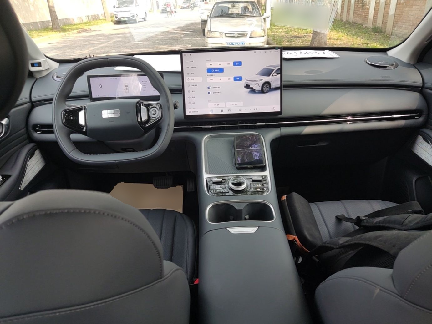 Geely Galaxy Xingjian 7 EM-i 2026 Model 135km Smart Navigation Version — снимка 12