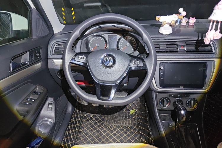 Used Volkswagen Lavida 2019 Lavida Start 1.5L Automatic Comfort Edition China VI Standard Steering Wheel