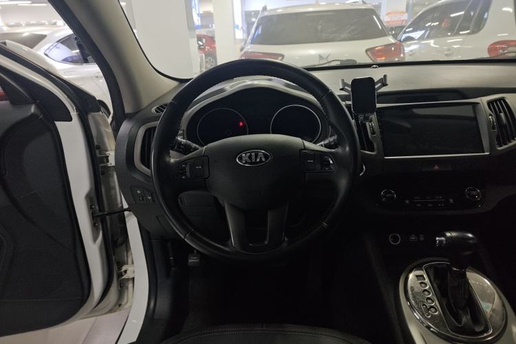 Used Kia Sportage R 2015 2.0L Automatic Two-Wheel Drive GLS Steering Wheel