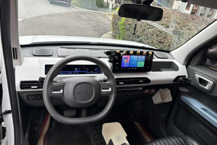 Used Geely Galaxy Panda 2023 Panda Mini 200km Endurance Bear