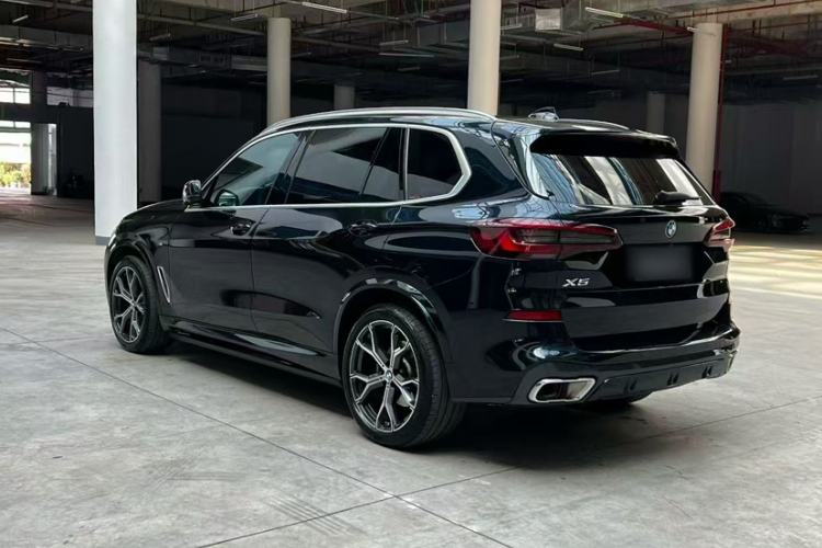 Used BMW X5 2022 Restyled xDrive 40Li M Sport Package
