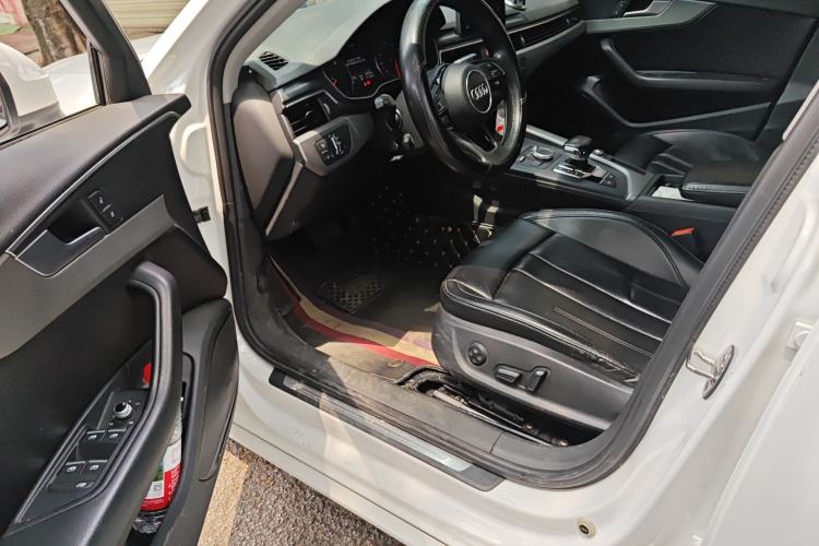 Used Audi A4L 2018 30th Anniversary Edition 40 TFSI Trendy Model
