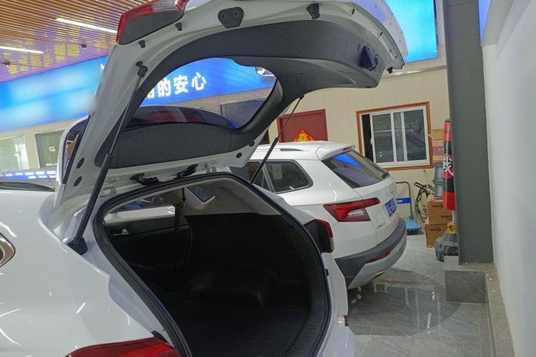 Used Hyundai Tucson 2015 1.6T Dual-Clutch Two-Wheel-Drive Smart Model Trunk