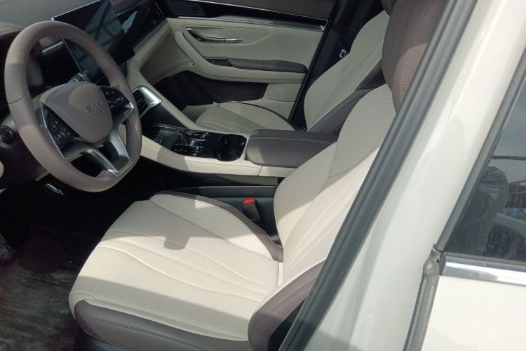 Used BYD Song PLUS New Energy 2025 DM-i 112KM Prestige Model
