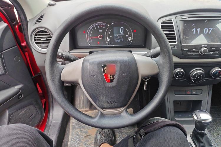 Used Roewe 350 2015 1.5L Automatic Luxury Sunroof Edition