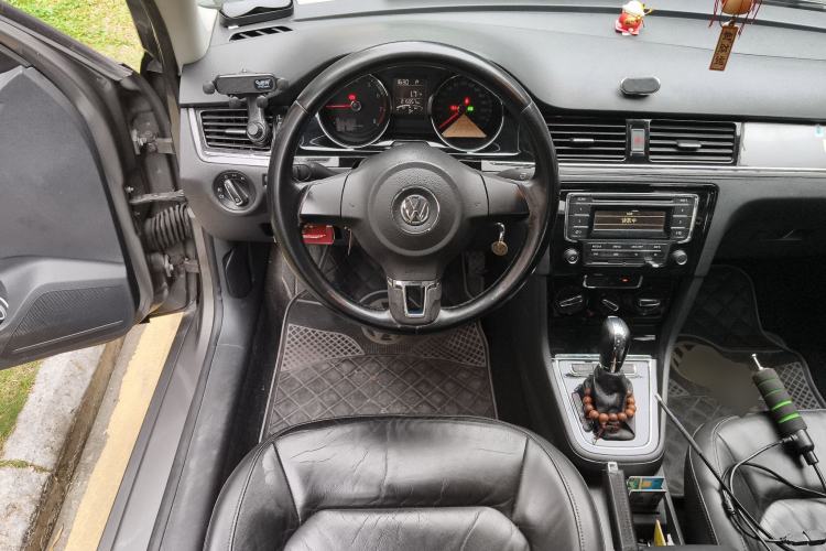 Used Volkswagen Bora 2013 1.6L Automatic Comfort Model Steering Wheel