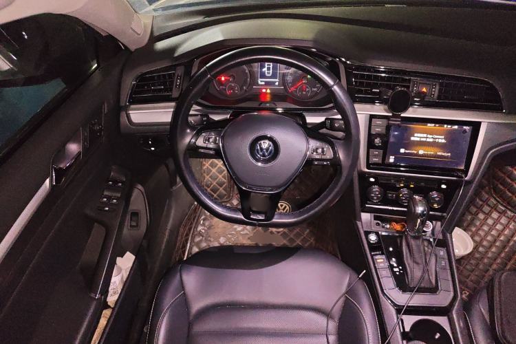 Used Volkswagen Lamando 2019 280TSI DSG Comfort Edition China VI standard Steering Wheel