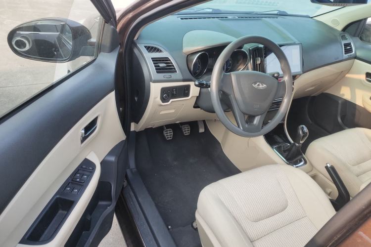 Used Chery E3 2015 1.5L Manual Fashion Model