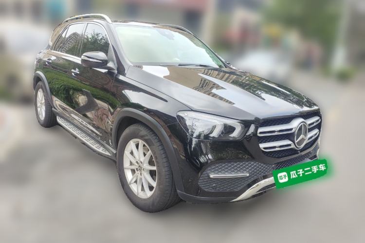 Used Mercedes-Benz GLE 2020 Restyled GLE 350 4MATIC Fashion Edition Front Right 45 Deg