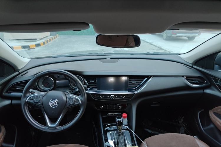 Used Buick Regal 2017 20T Luxury Model
