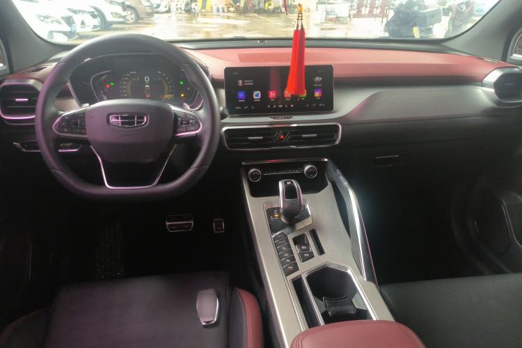 Used Geely Auto Coolray 2019 Sport Model 260T DCT Battle China V Standard Center Console