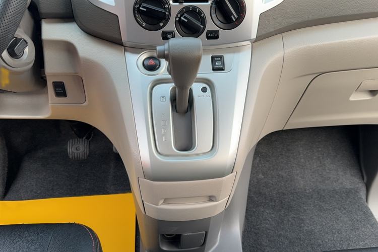 Used Nissan NV200 2014 1.6L CVT Zunya Model China IV Standard
