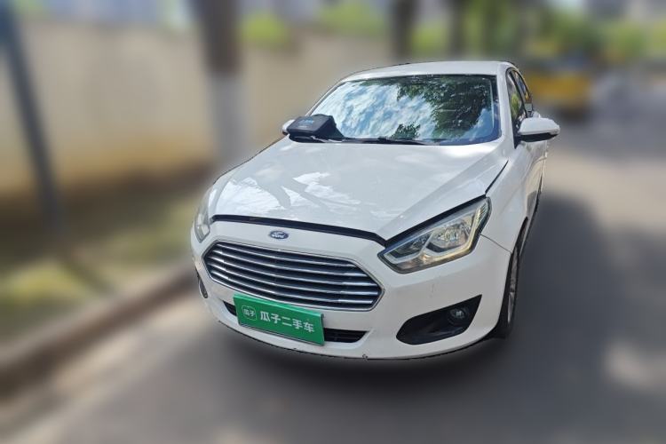 Used Ford Escort 2015 1.5L Automatic Comfort Edition Guazi used car, China used car export, Used car for sale, Used  cars, Cheapest cars for sale