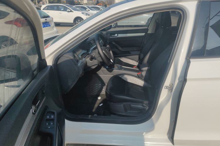 Used Volkswagen Lamando 2021 230TSI DSG Fashion Edition
