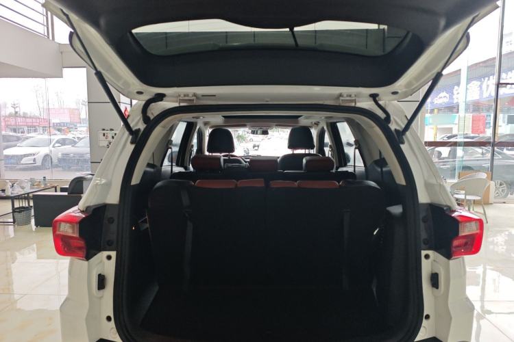 Used HYOSOW S3 2016 S3L 1.5L Manual Prestige Edition
