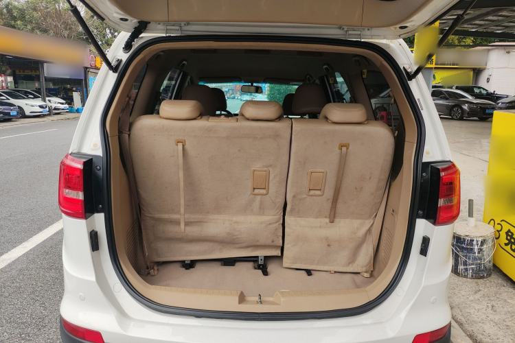 Used Baojun 730 2016 1.5L Manual Comfort Version 7 Seats China V Emission Standard Trunk