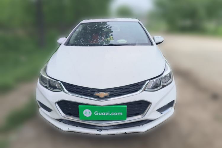 Used Chevrolet Cruze 2017 1.5L Automatic Pioneer Sunroof Edition
