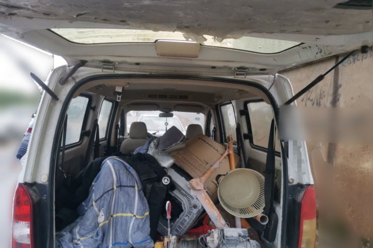 Used Wuling Rongguang V 2016 1.5L Standard Version
