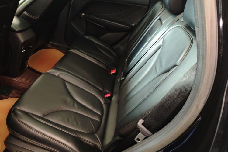 Used Lincoln MKC 2017 2.0T Two-Wheel Drive Deluxe Edition