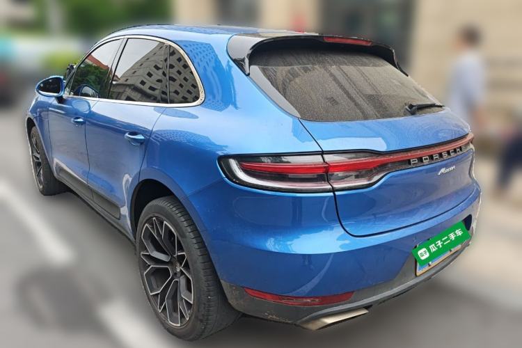 Used Porsche Macan 2018 Macan 2.0T Rear Left 45 Deg