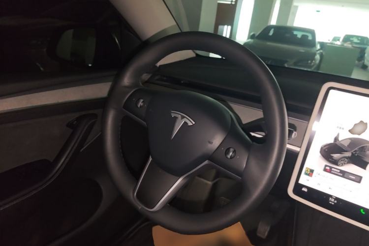 Used Tesla Model Y 2023 Rear-Wheel-Drive Version