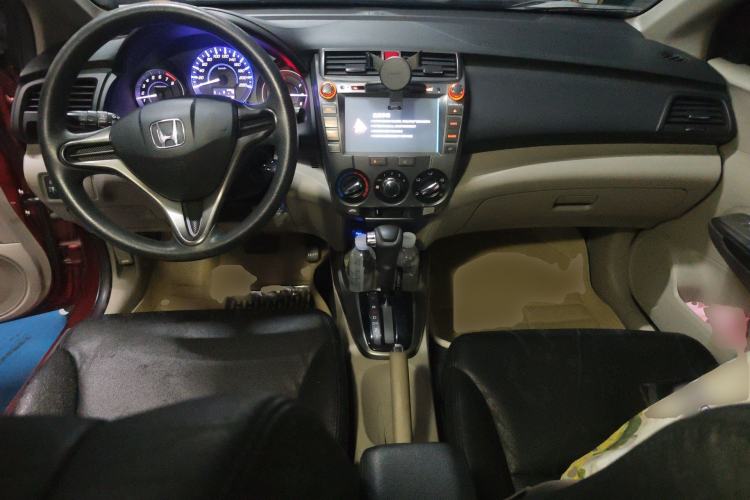Used Honda City Classic 2012 1.5L Automatic Elite Edition Center Console