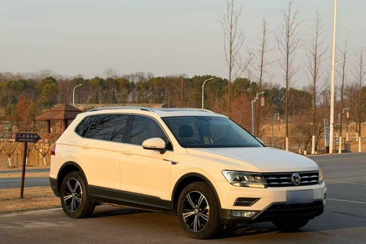 Used Volkswagen Tiguan L 2019 280TSI Automatic Two-Wheel Drive Panoramic Comfort Edition China V Standard
