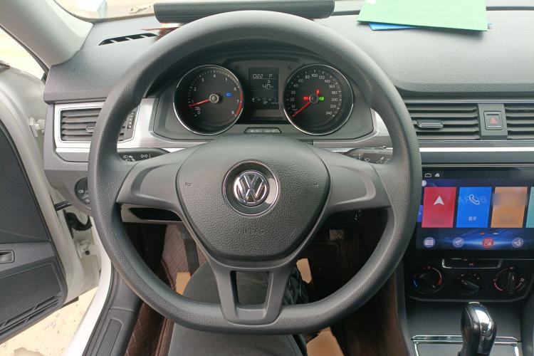 Used Volkswagen Bora 2017 1.6L Automatic Fashion Model