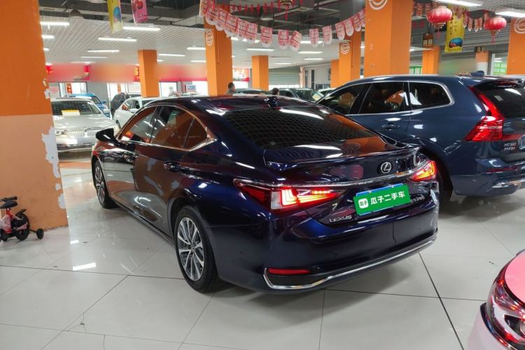 Used Lexus ES 2022 200 Excellence Edition