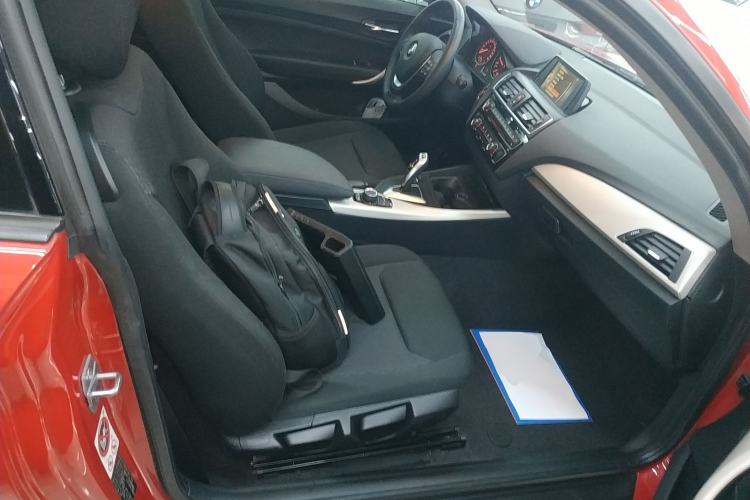 Used BMW 2 Series 2015 218i
