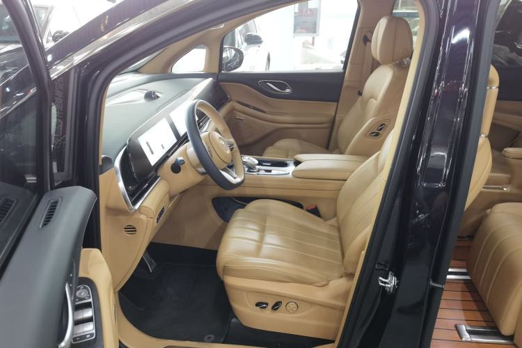 Used VOYAH Dream 2022 Low-Carbon Edition Plus Intelligent Driving Package Left Front Seat