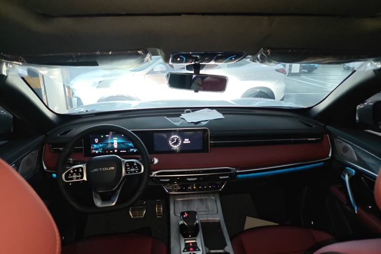 Used JETOUR X70 PRO 2023 1.5T DCT Comfort Edition 5 Seats