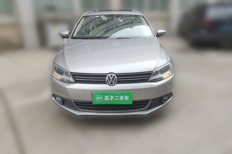 Used Volkswagen Sagitar 2012 1.4TSI Automatic Luxury Edition
