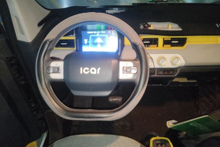 Used Chery QQ Ice Cream 2022 120km Conical Shape Lithium Iron Phosphate Steering Wheel