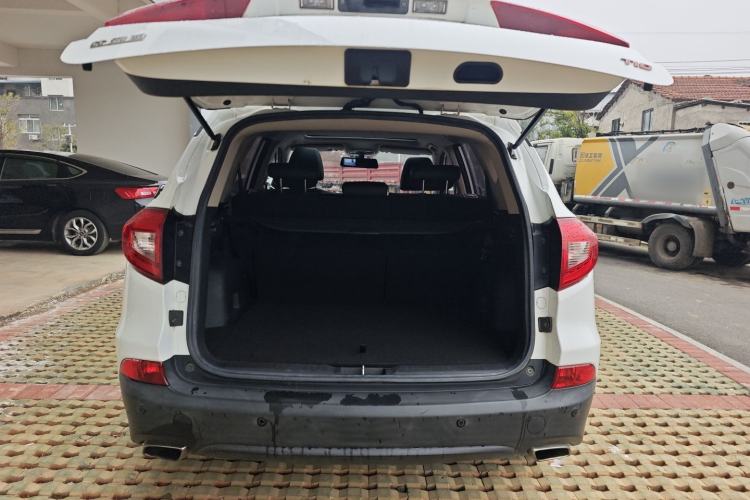 Used BYD Song 2017 Gaishe Upgrade Edition 1.5TID Automatic Elite Model Trunk