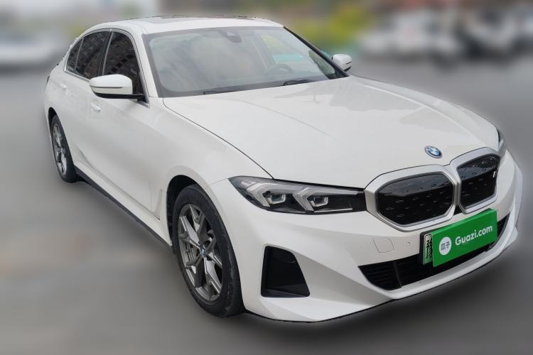 Used BMW i3 2024 eDrive 35 L Front Right 45 Deg