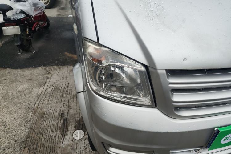 Used Dongfeng Xiaokang K05S 2018 1.2L Practical Model DK12 Right Front Headlight
