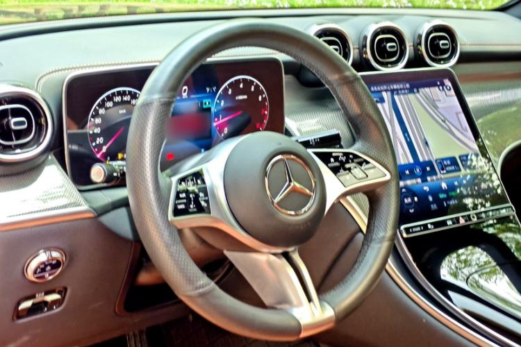 Used Mercedes-Benz GLC 2023 GLC 260 L 4MATIC Dynamic Edition 7-seater