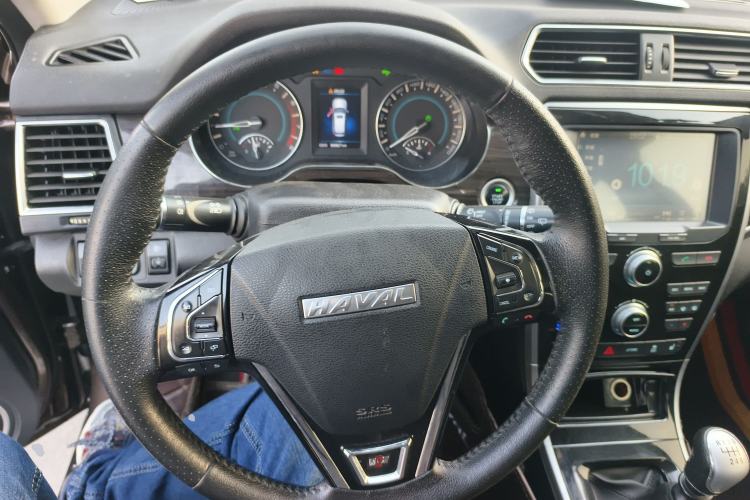 Used Haval H2 2016 Red-Label 1.5T Manual Two-Wheel Drive Luxury Model