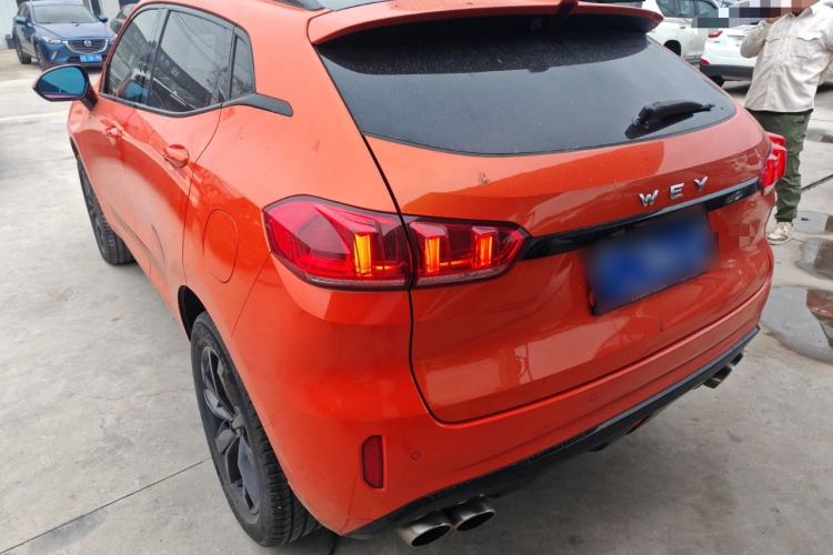 Used Wey VV5 2019 1.5T Two-Wheel-Drive Orange Edition Limited Model
