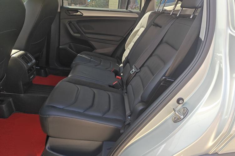 Used Volkswagen Tiguan L 2020 330TSI Automatic Two-Wheel Drive Panoramic Comfort Edition China VI Standard