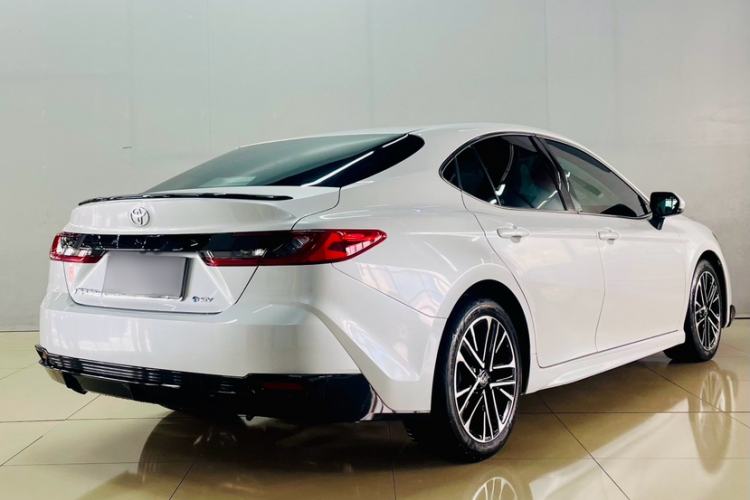 Used Toyota Camry 2026 Model Dual-Engine 2.0HSE Sport Lite Edition
