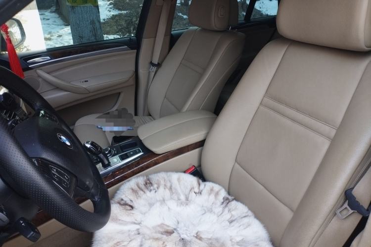 Used BMW X5 2011 xDrive35i Luxury Model
